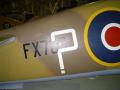 Oldalnézet

A GA-? jelzésű gép, a 20 légigyőzelmes Billy Drake századparancsnoki gépe volt, de valójában E változat. A RAF múzeumban egy N változatra festették ezeket a jelzéseket. 