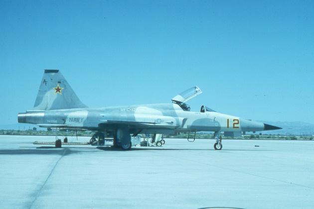 12ajx F-5E 74-1556 VFC-13