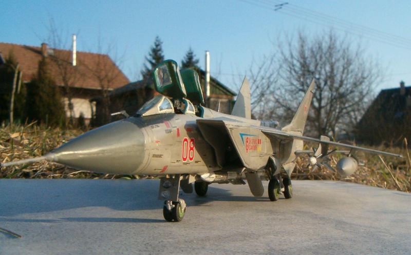 MiG-31_Finished_03