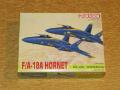 Dragon 1_144 F_A-18A Hornet Blue Angels makett