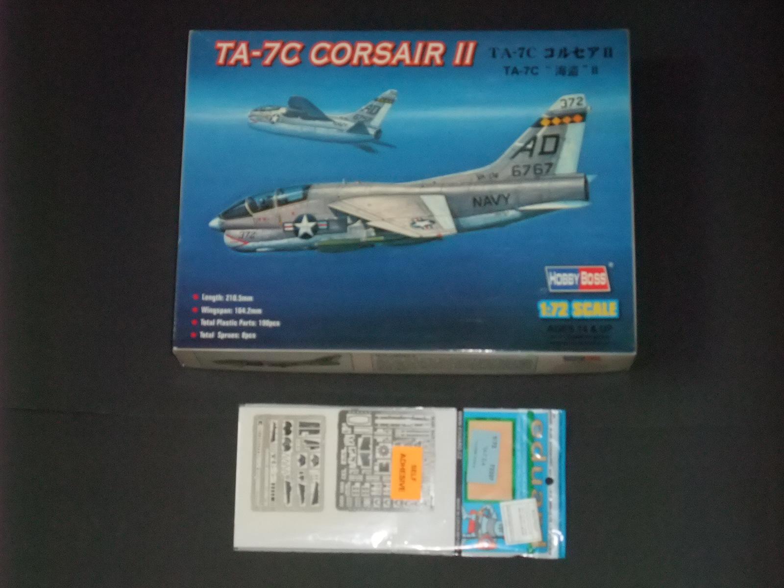 1/72 Hobby Boss  TA-7C Corsair II + EDU rézmaratással

8500.-