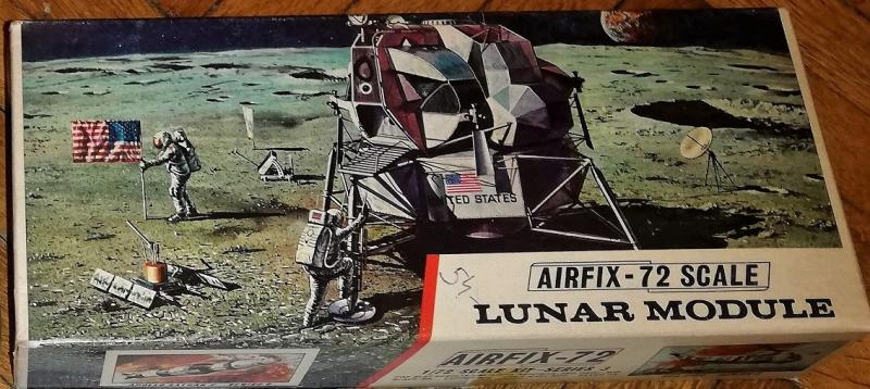 1:72	393	Airfix	Lunar Module	elkezdetlen	dobozos	8500			