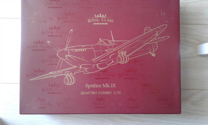 Spitfire

1/72 új, pohár és alátét nélkül 15.000,-