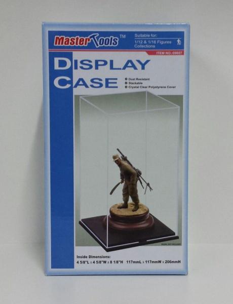 Trumpeter Display Case  2,000.- Ft /db 