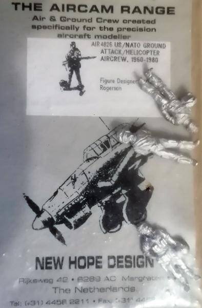 1:48	AIR 4826	The Aircam Range	US/NATO Ground Attack/Helicopter Aircrew 1960-1980	bontatlan	zacskóban	1400