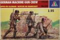 1:35	330	Italeri	german Machine GUN Crew	elkezdetlen	dobozos	1800