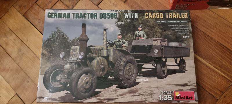 35317 1_35 German Tractor D8506 with Cargo Trailer

35317 1_35 German Tractor D8506 with Cargo Trailer