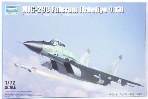 72 Trumpeter MiG-29C néhány elem levágva, egyik kiömlő nélkül + Ace maratás + Amigo exhausts 8000Ft