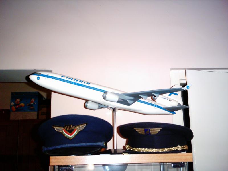 finnair MD-11
