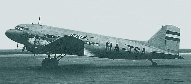 HA-TSA Malév C-47